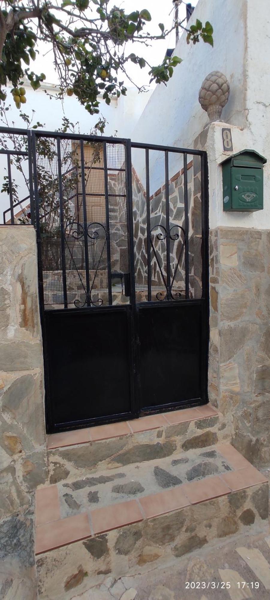 Acogedora Casa Familiar Con Patio Villa ซาโลเบรญา ภายนอก รูปภาพ